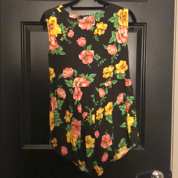 Somedays Lovin breezy floral romper - Picture 5 of 6